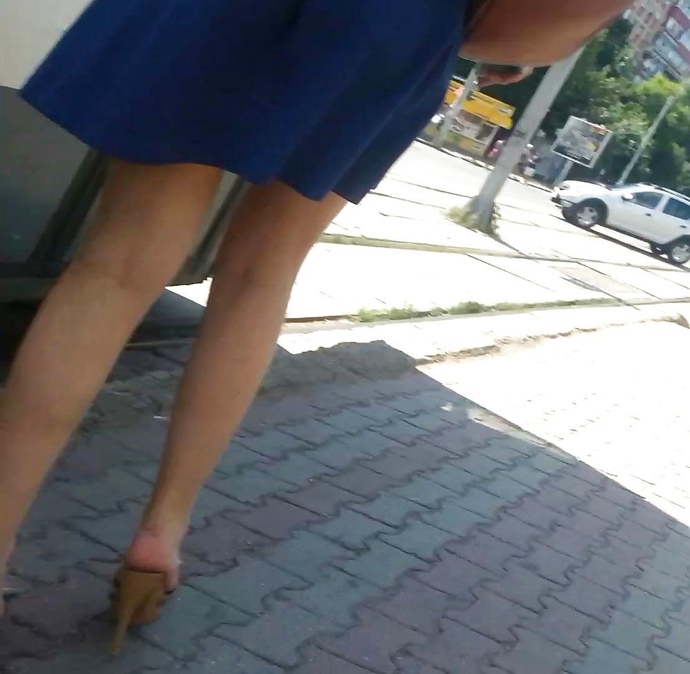 6P Spy sexy teens skirt and feet romanian