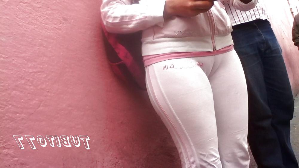 25P Cameltoe 