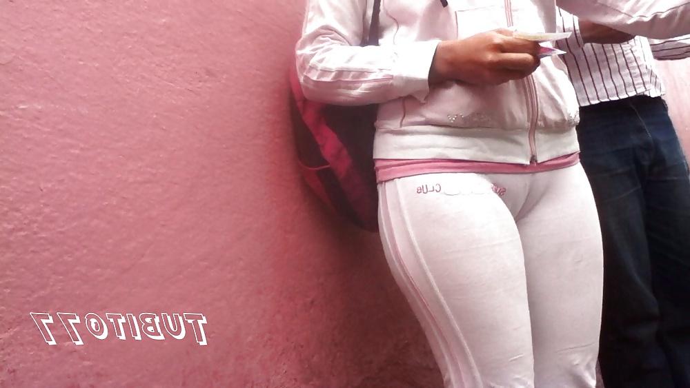25P Cameltoe 
