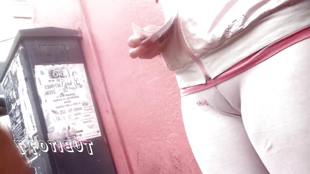 25P Cameltoe 