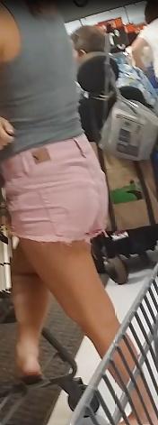 5P Walmart trip 07032014 hottie in pink shorts