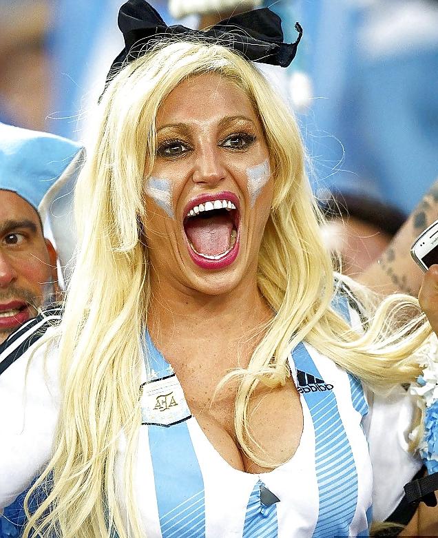 25P Beers and other Funny stuff of the WORLD CUP 2014