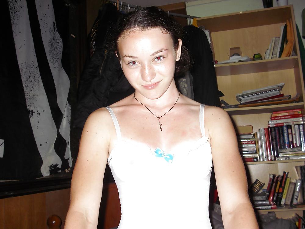 25P Teen GF asshole waiting for cock