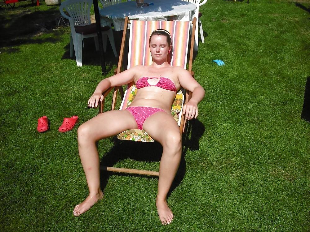 25P Topless Pool Party 1