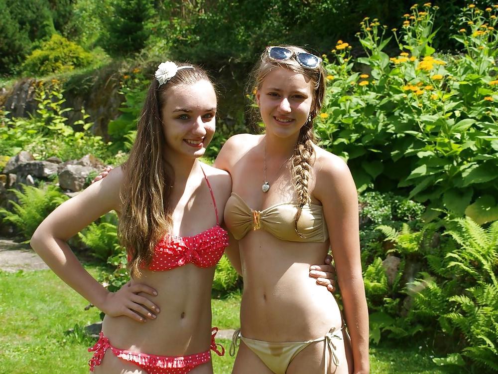 25P Topless Pool Party 1