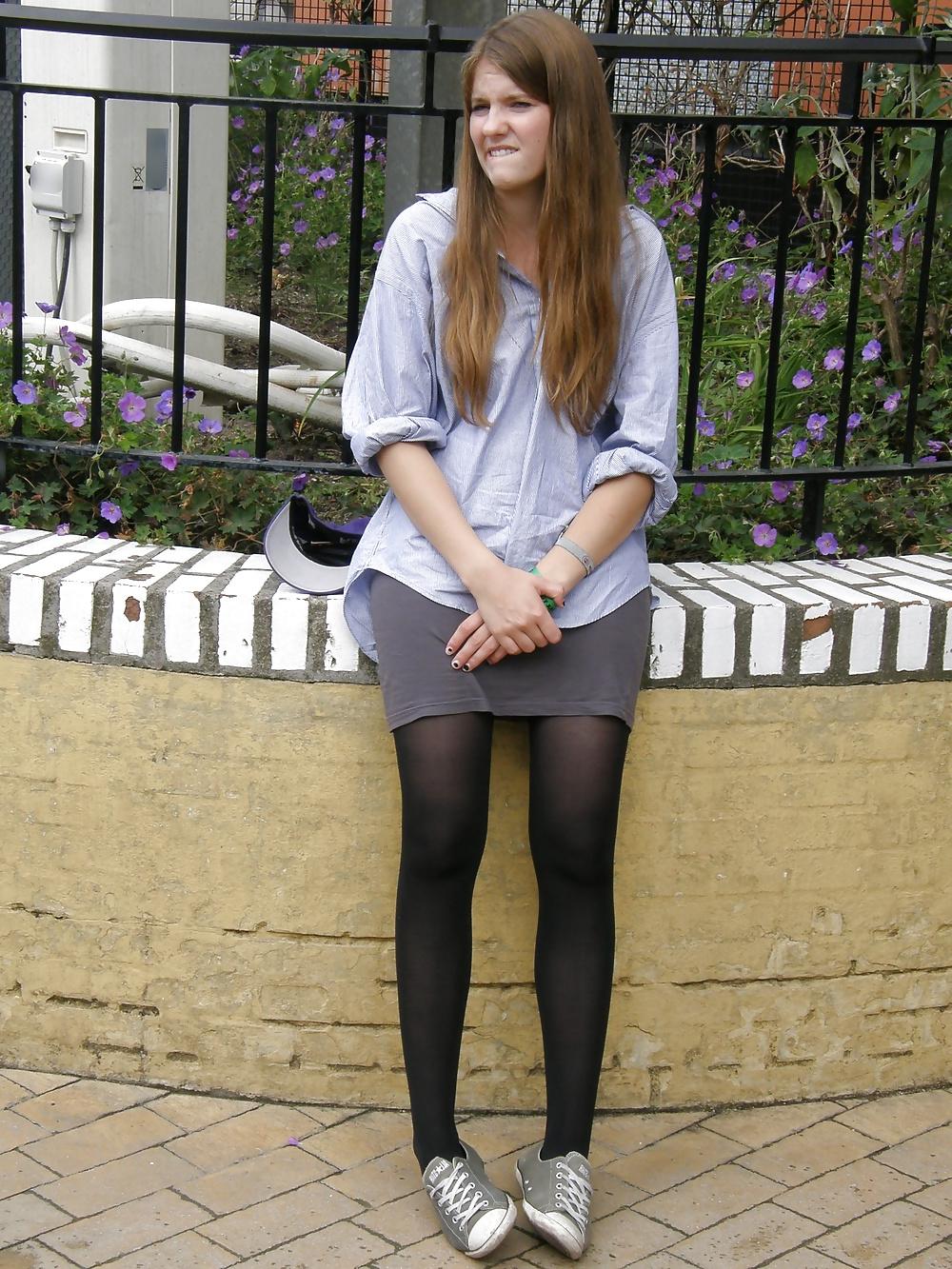 25P Nylons or pantyhose at the amusement park