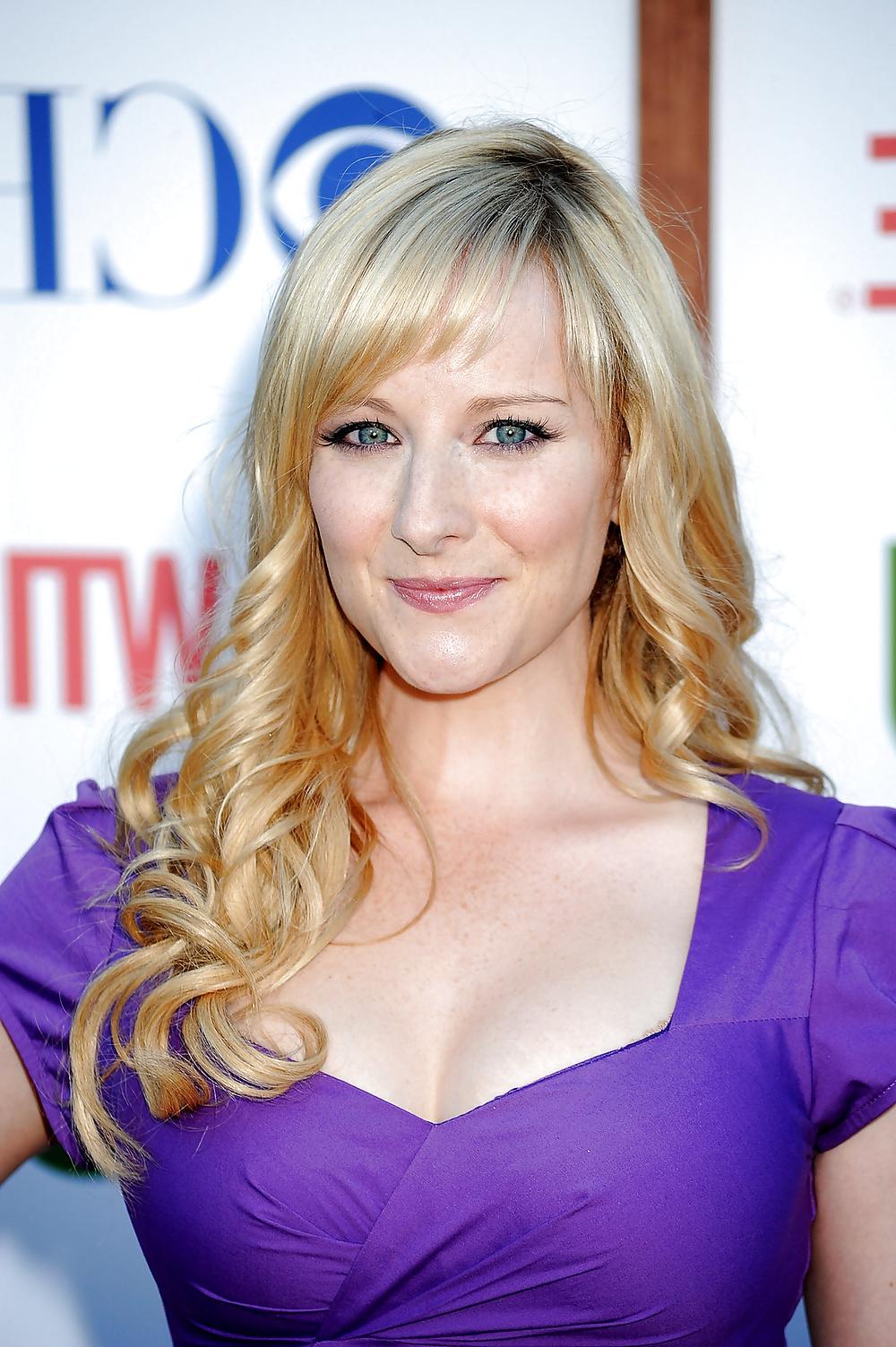 8P Melissa Rauch (actress, Bernadette in The Big Bang Theory)