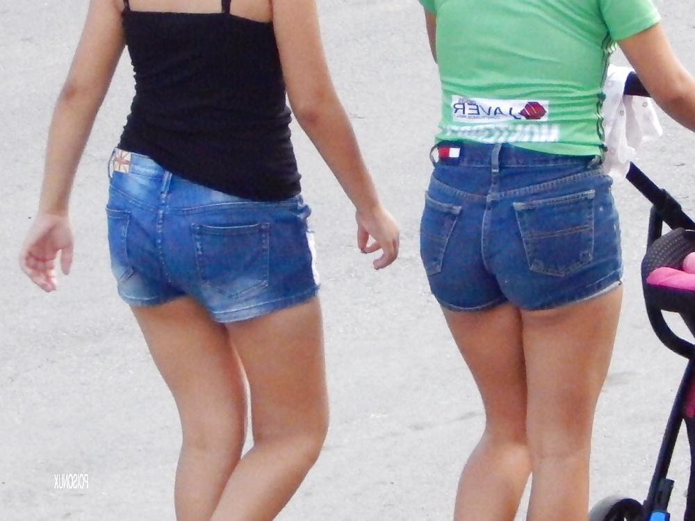 25P Culos Callejeros