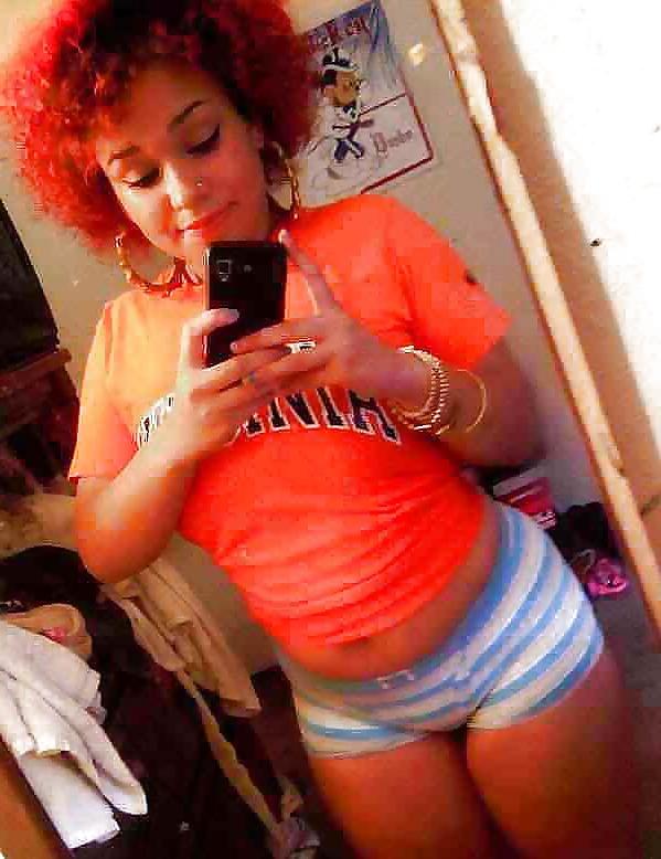25P Thick Sexy Women