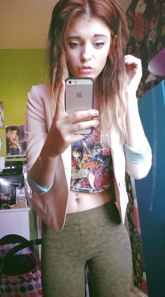 25P Teen BOMBSHELL 