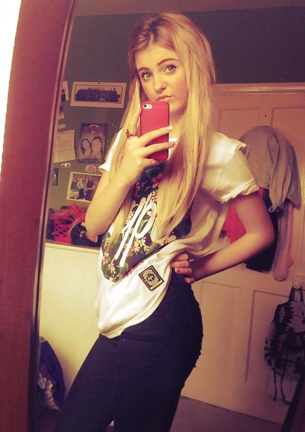 25P Teen BOMBSHELL 