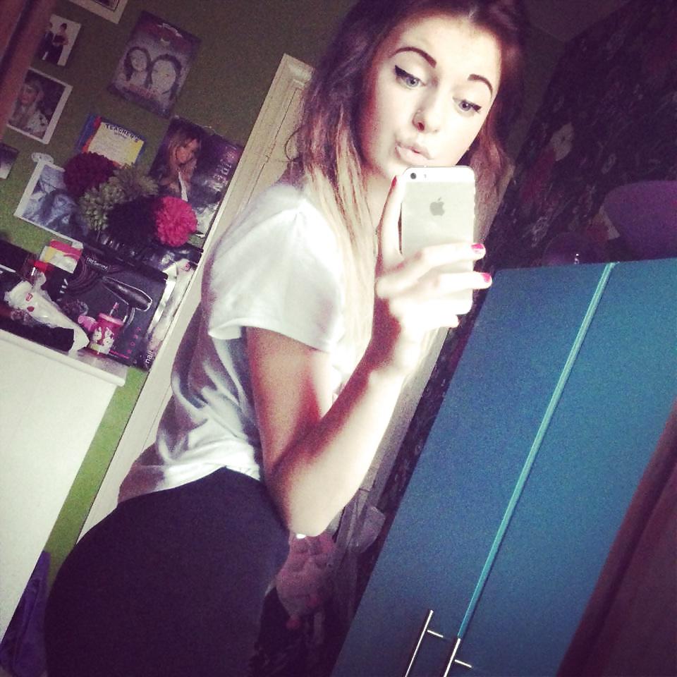 25P Teen BOMBSHELL 