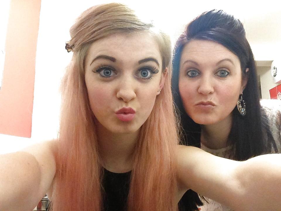 25P Teen BOMBSHELL 