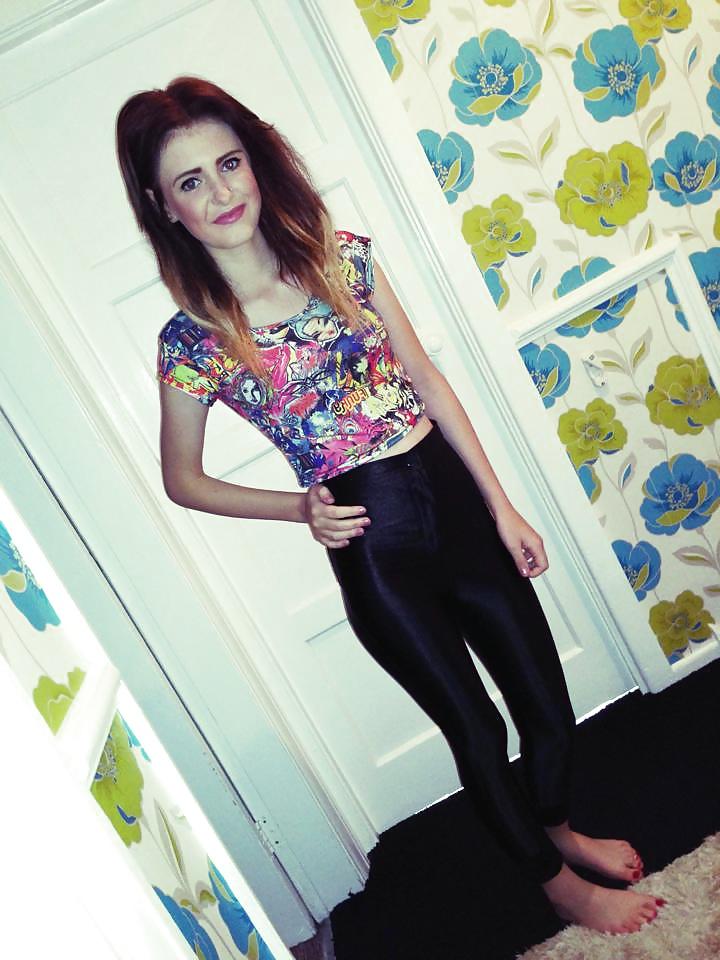 25P Teen BOMBSHELL 