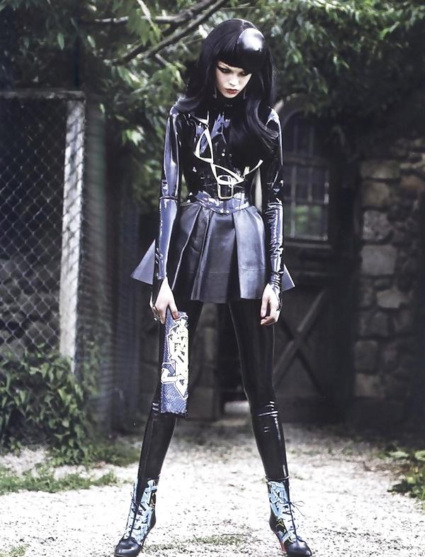 14P Goth Dolls