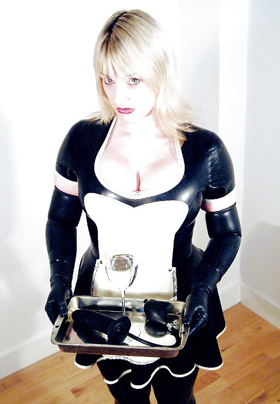 24P Submissive and slaves
