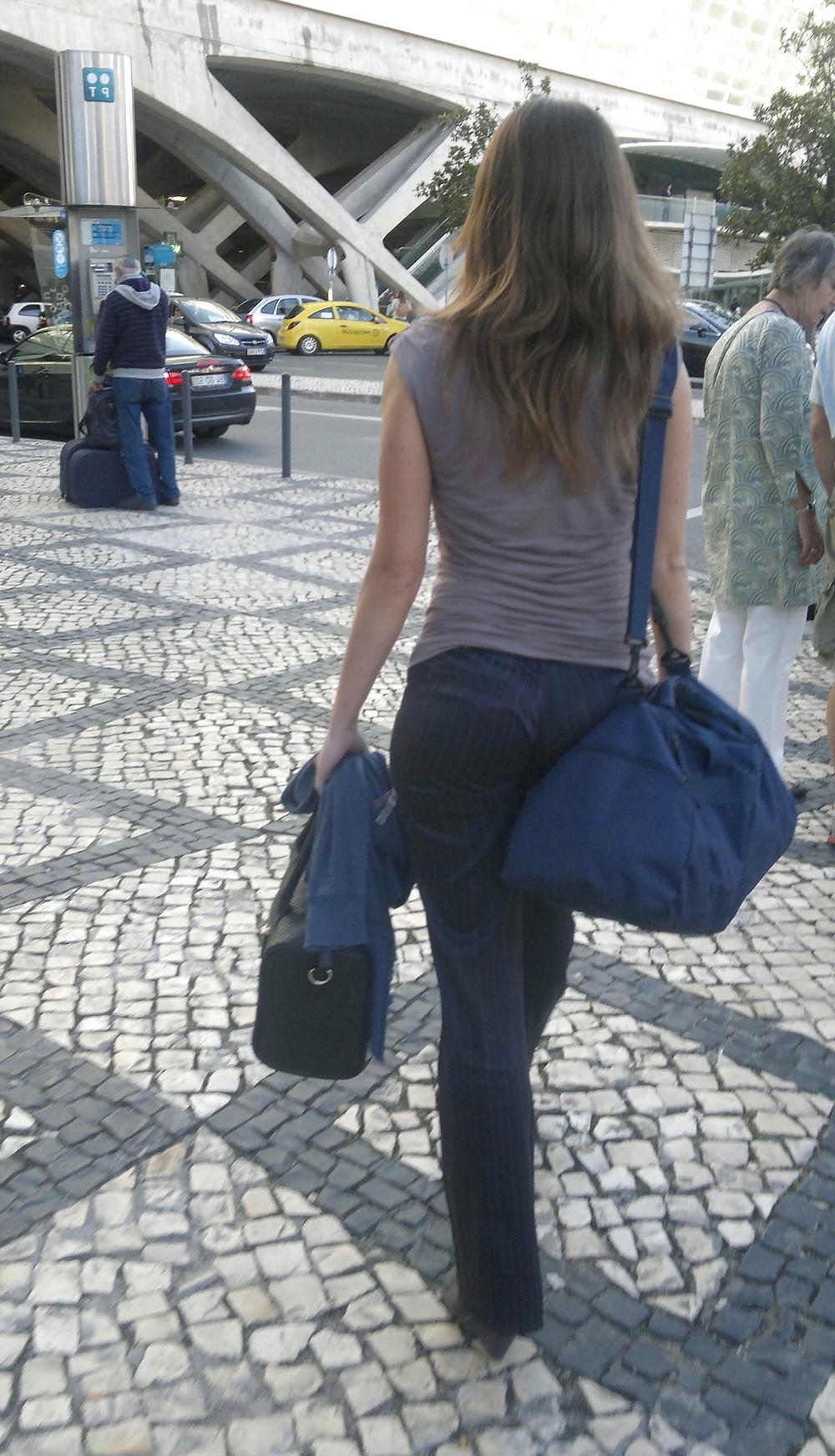 25P Hot Portuguese Ladies