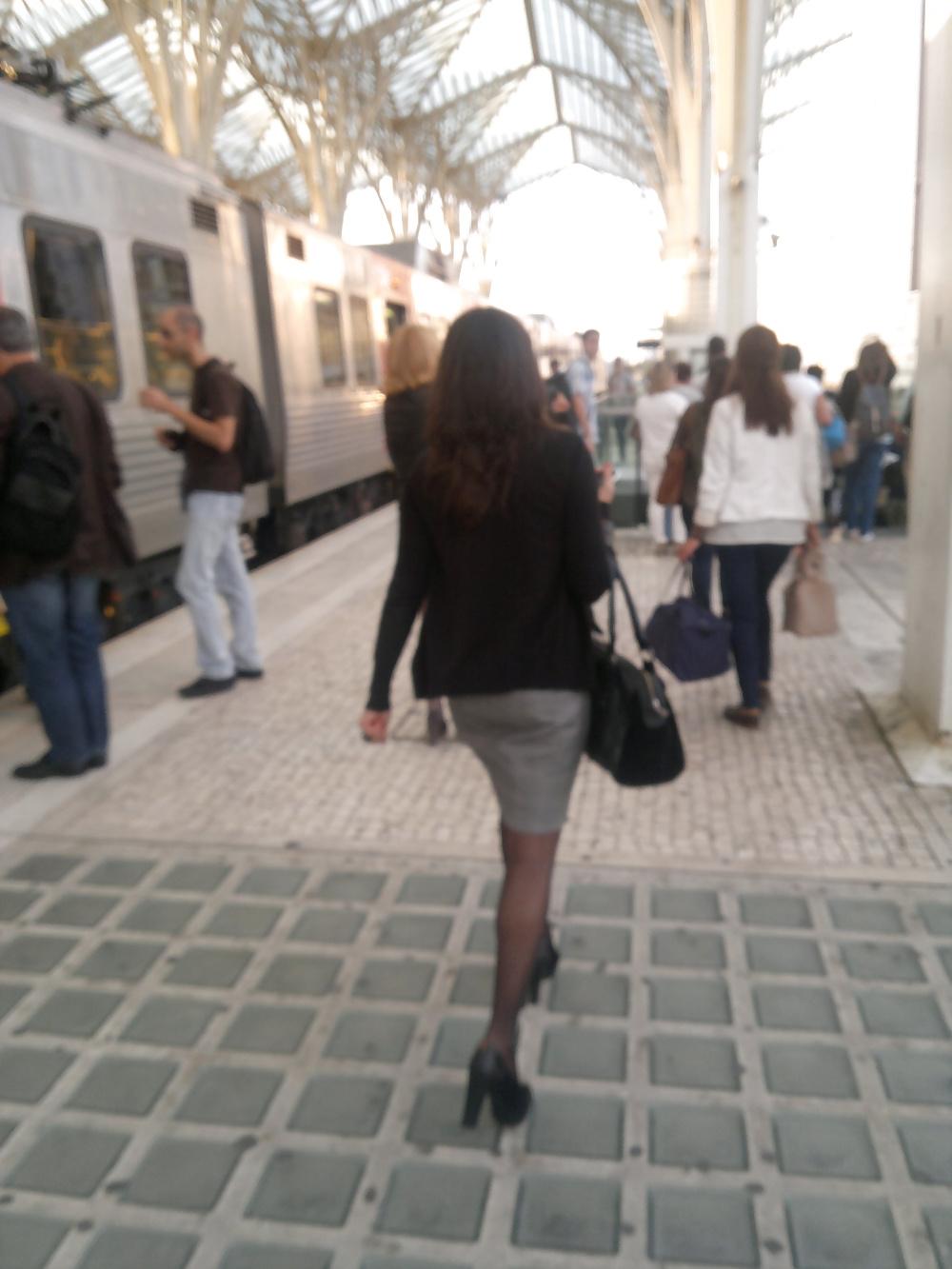 25P Hot Portuguese Ladies