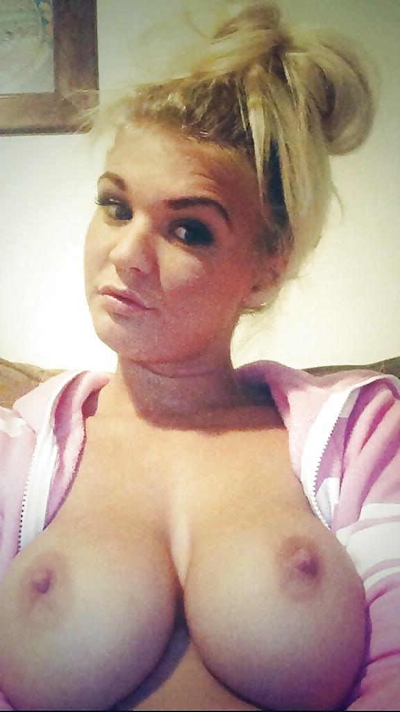25P Big boobs from the United states