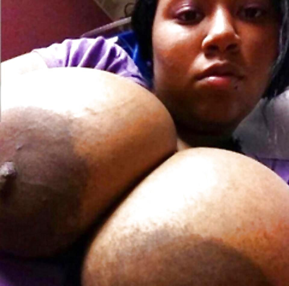 25P Big boobs from the United states