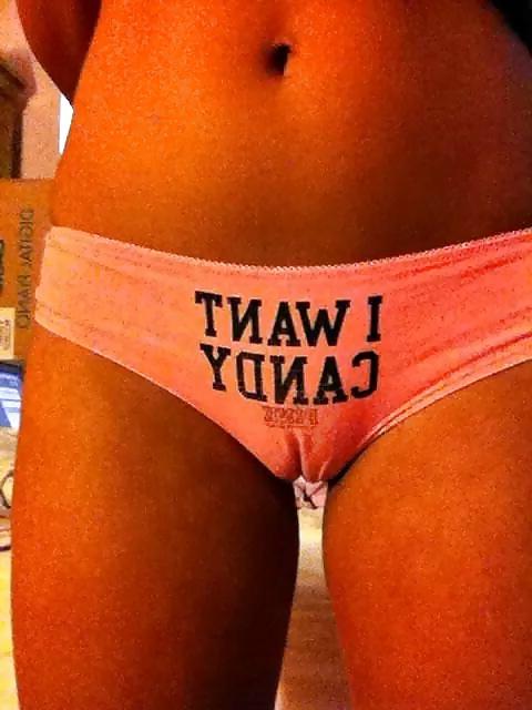 9P Cameltoe