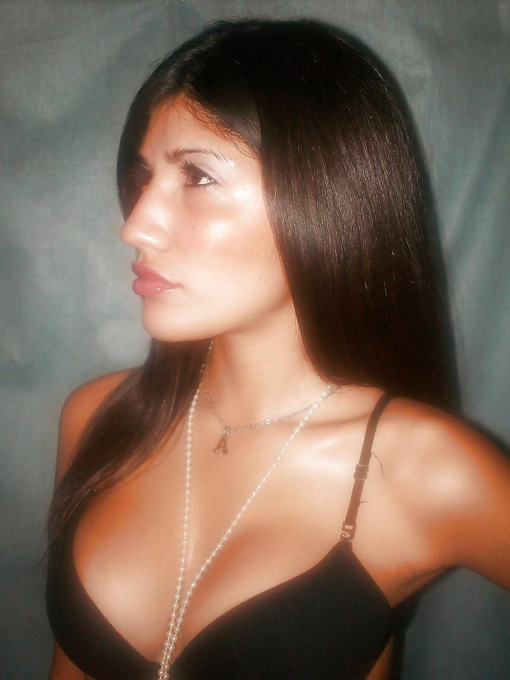 10P Brunette in Bran and Panties (Nude)
