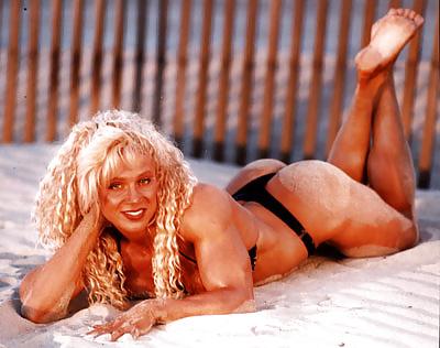 21P Melissa Coates - Female Bodybuilder