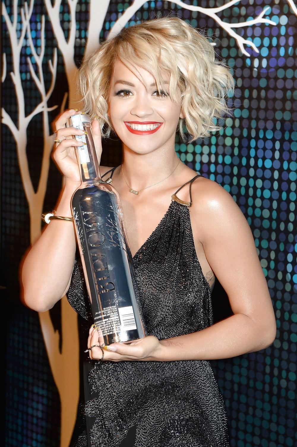 12P Rita Ora Long Nails