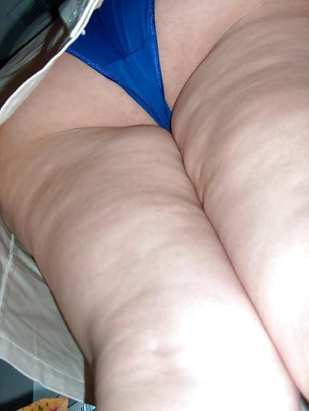 20P UPSKIRT MILF panties plumper PAWG flashing