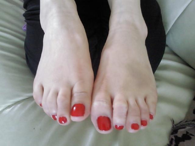 25P Random feet, footjob pt 13