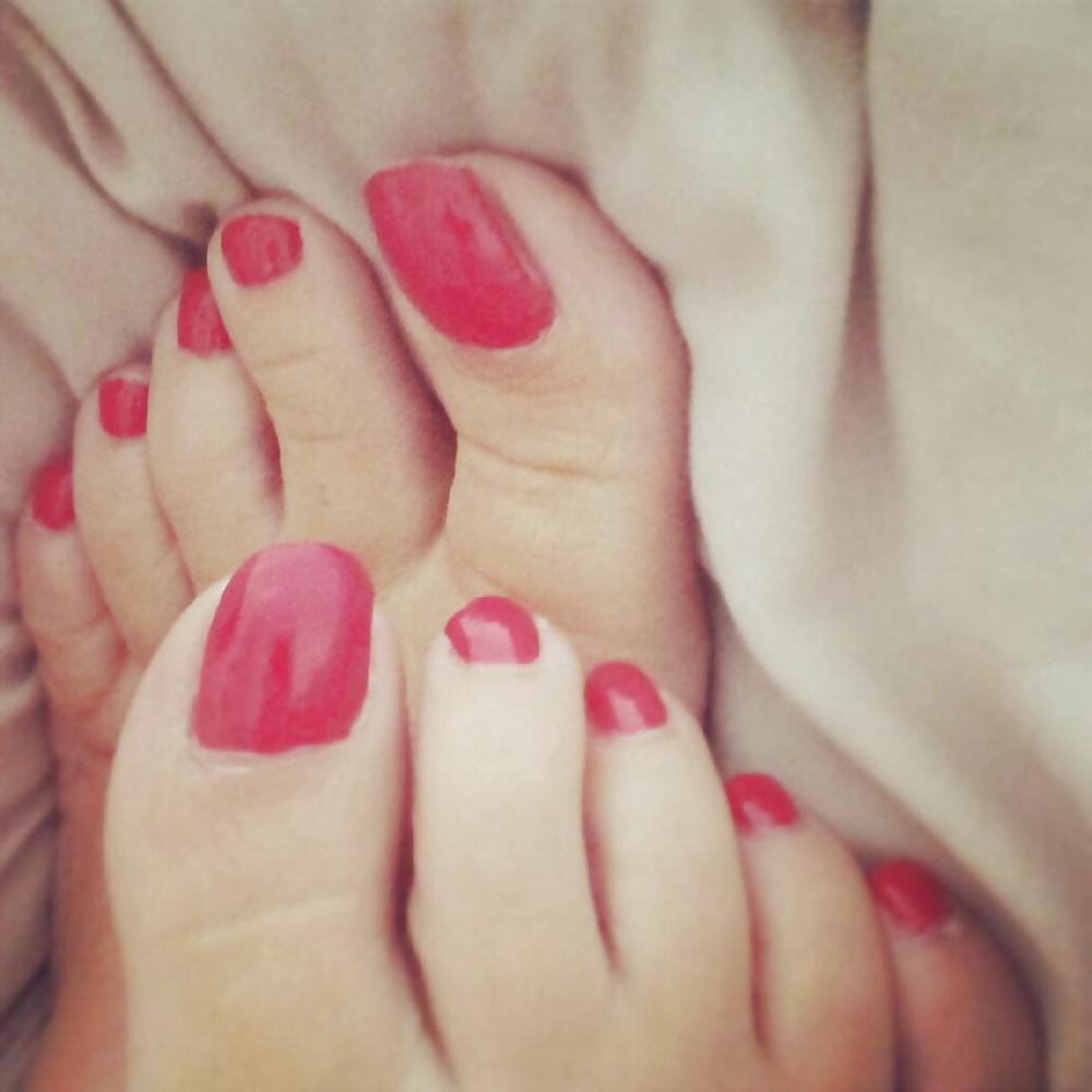 25P Random feet, footjob pt 13