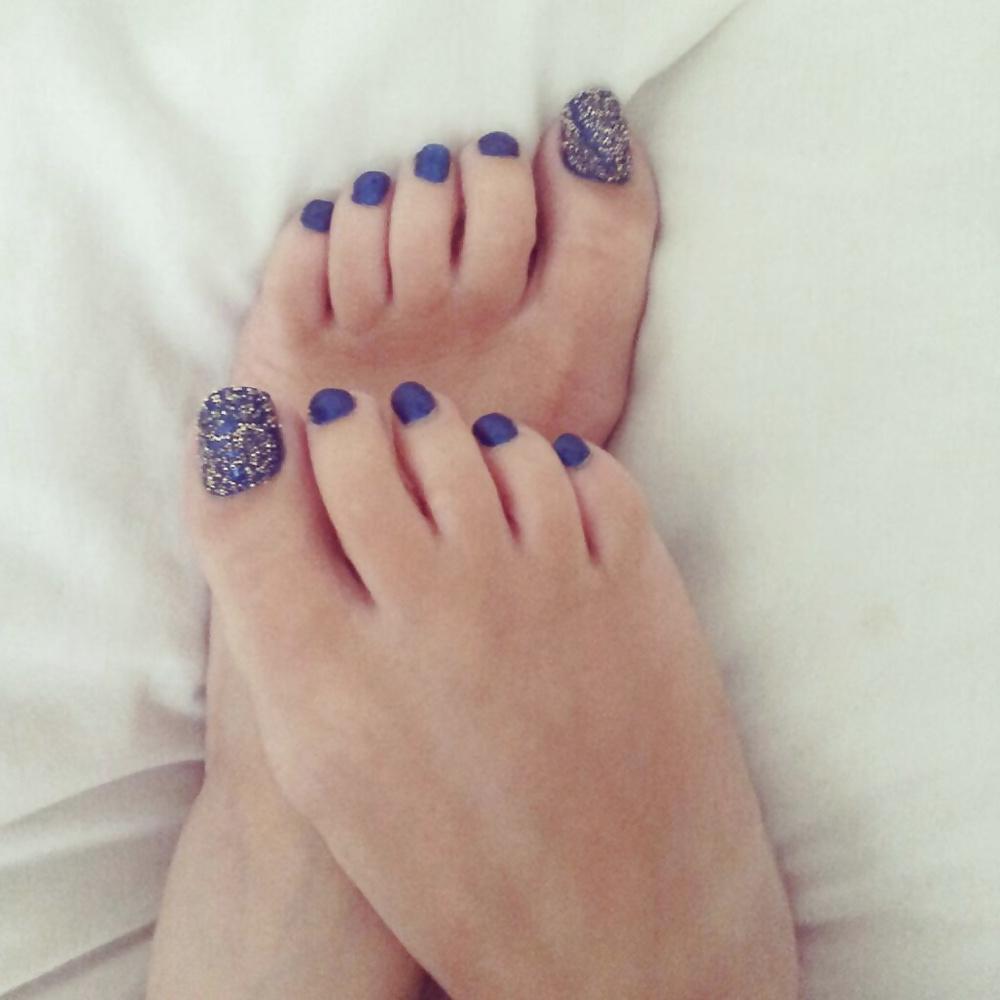 25P Random feet, footjob pt 13