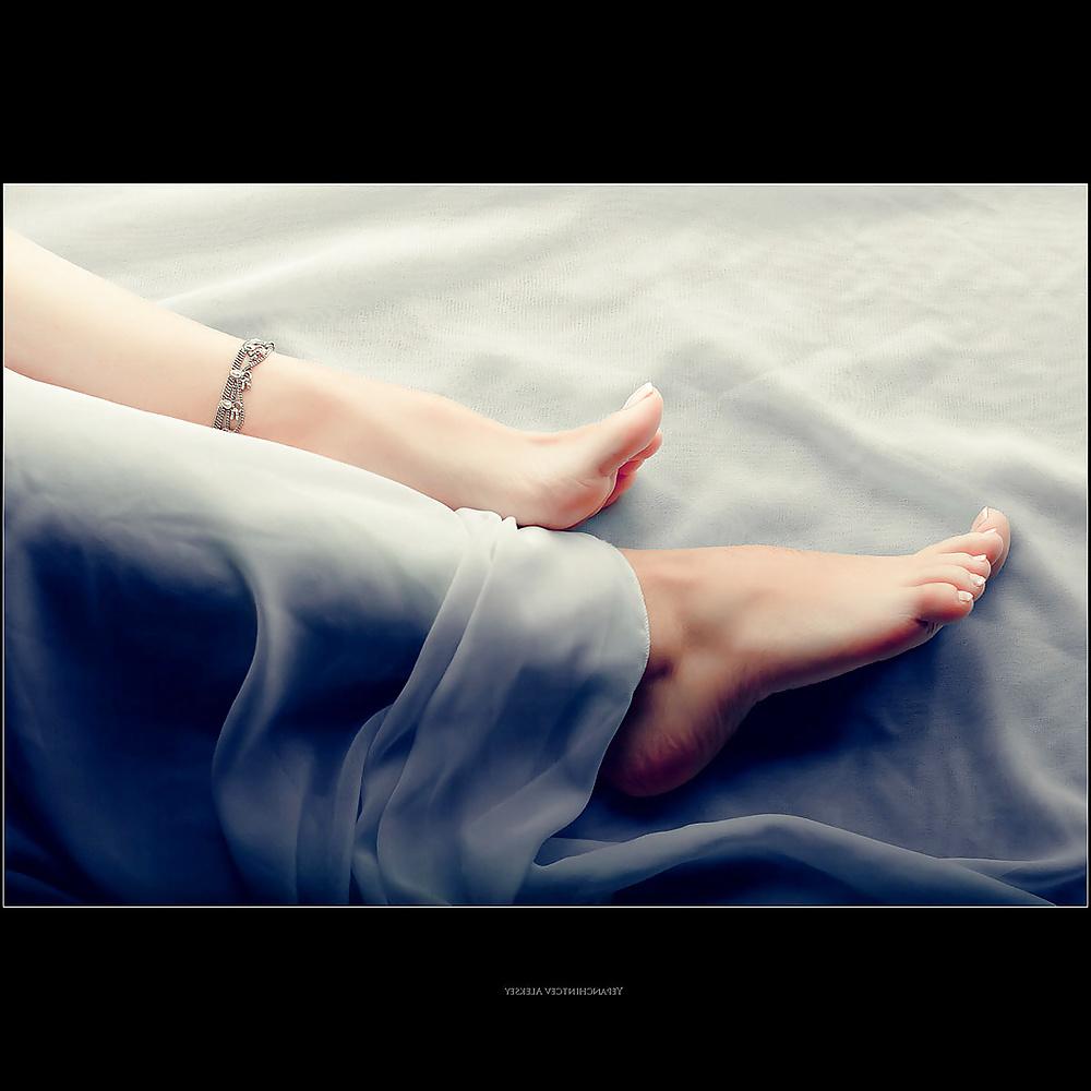 25P Random feet, footjob pt 13