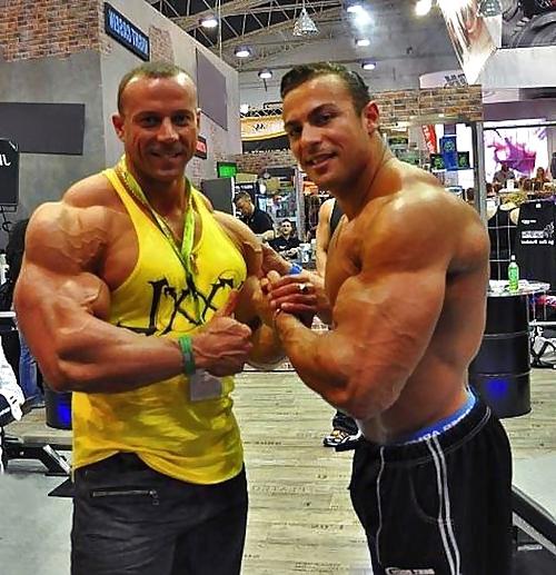 25P Hot Moroccan BodyBuilders