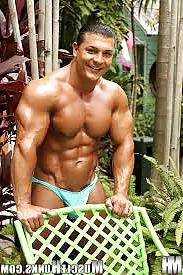 25P Hot Moroccan BodyBuilders