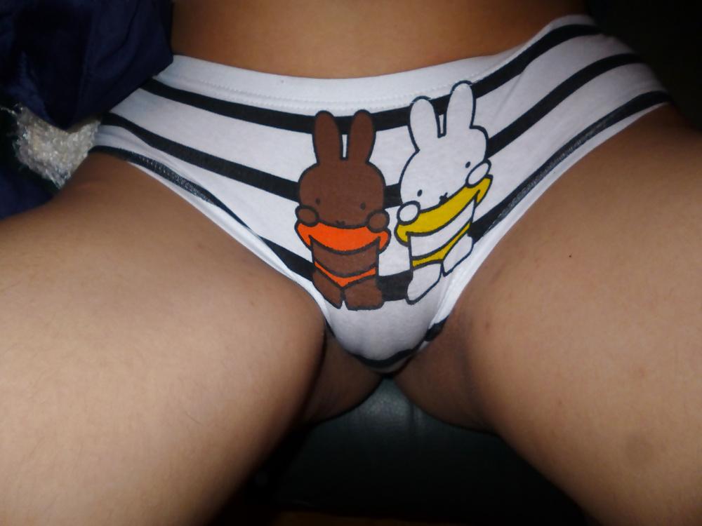 6P Meaty Jenny after pumping in cute girls pants