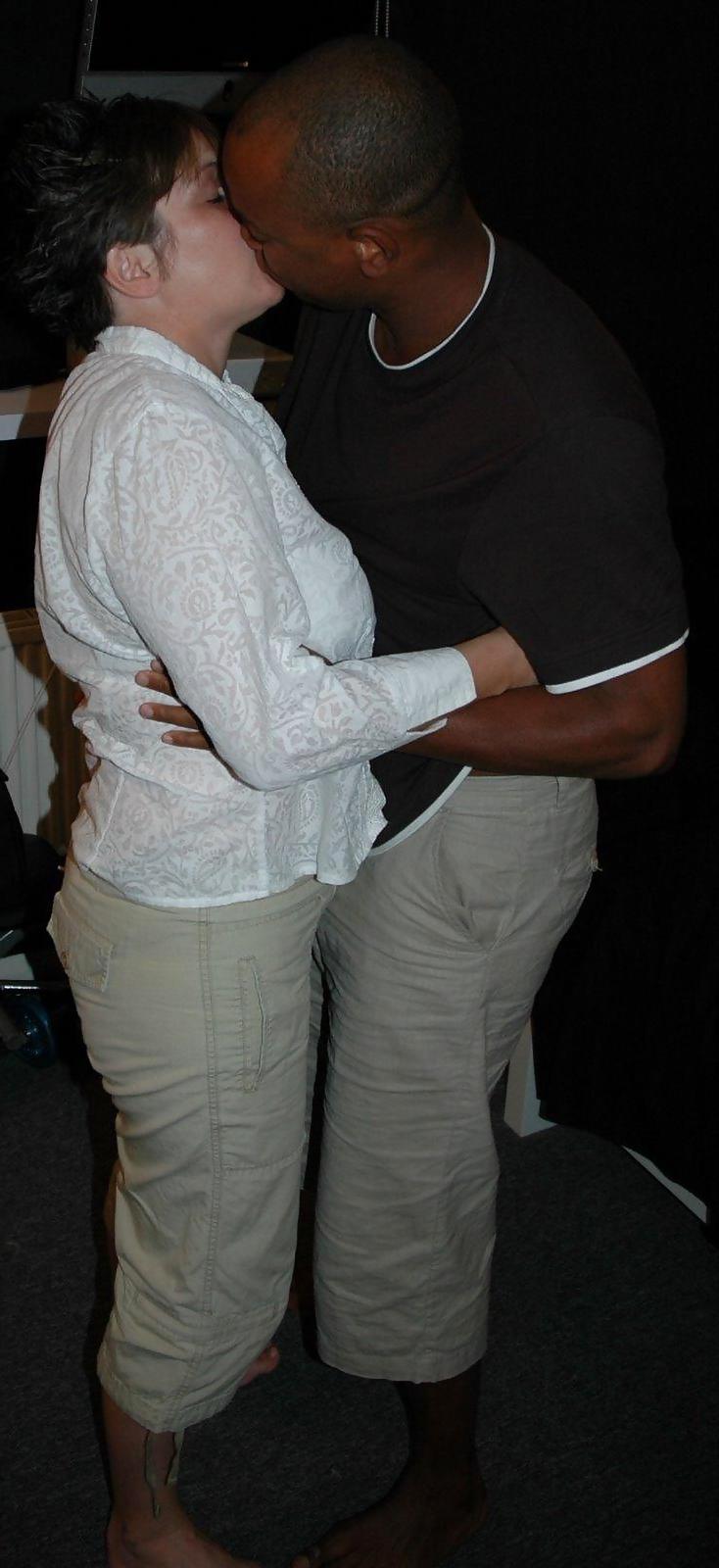 25P Mature wife from the web has all kinds of fun!