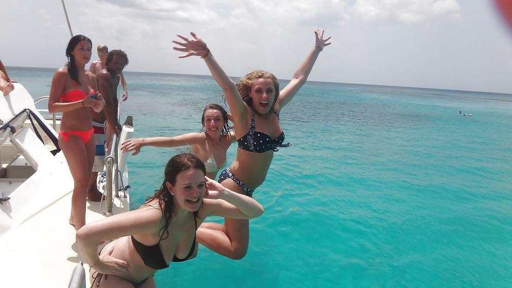 23P Holiday Times (you wanted Bikini)