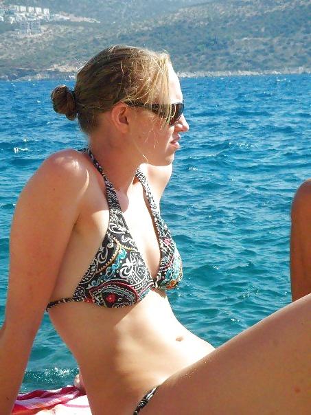25P Bikini,, a group of sluts on holiday.