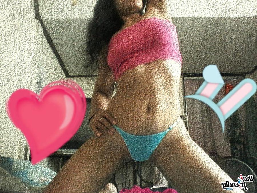 7P Chat friend (41) shows her hot body.