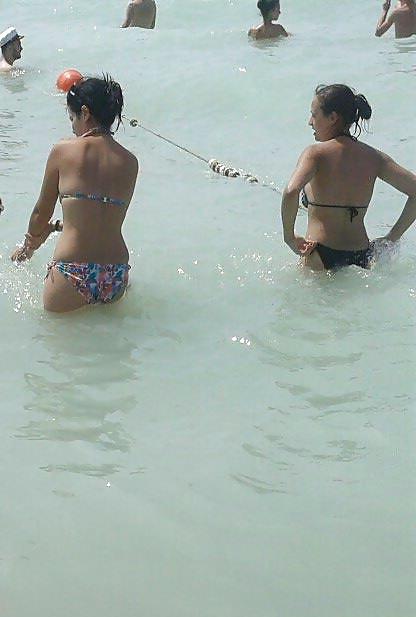 25P Spy sexy teens ass summer beach romanian