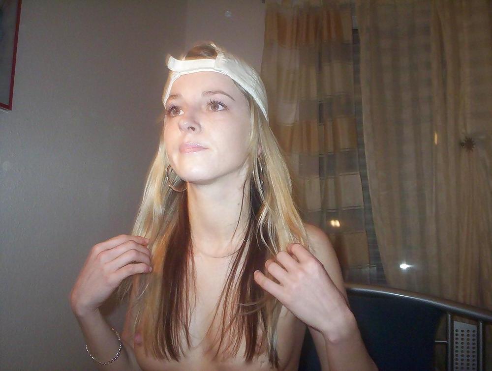 25P Sweet blonde posing at home