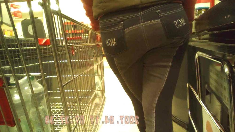 9P Jeans Ass Voyeur 24 Voyeur