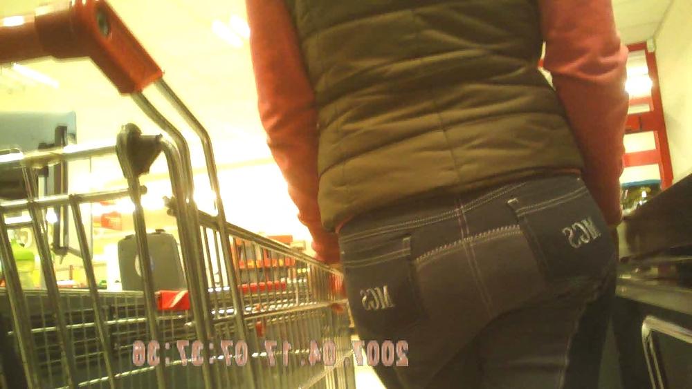 9P Jeans Ass Voyeur 24 Voyeur