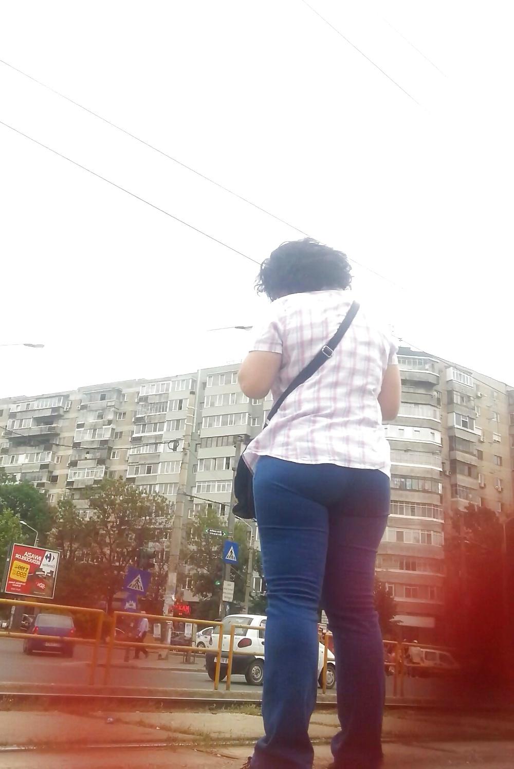 20P Spy old + young sexy ass romanian