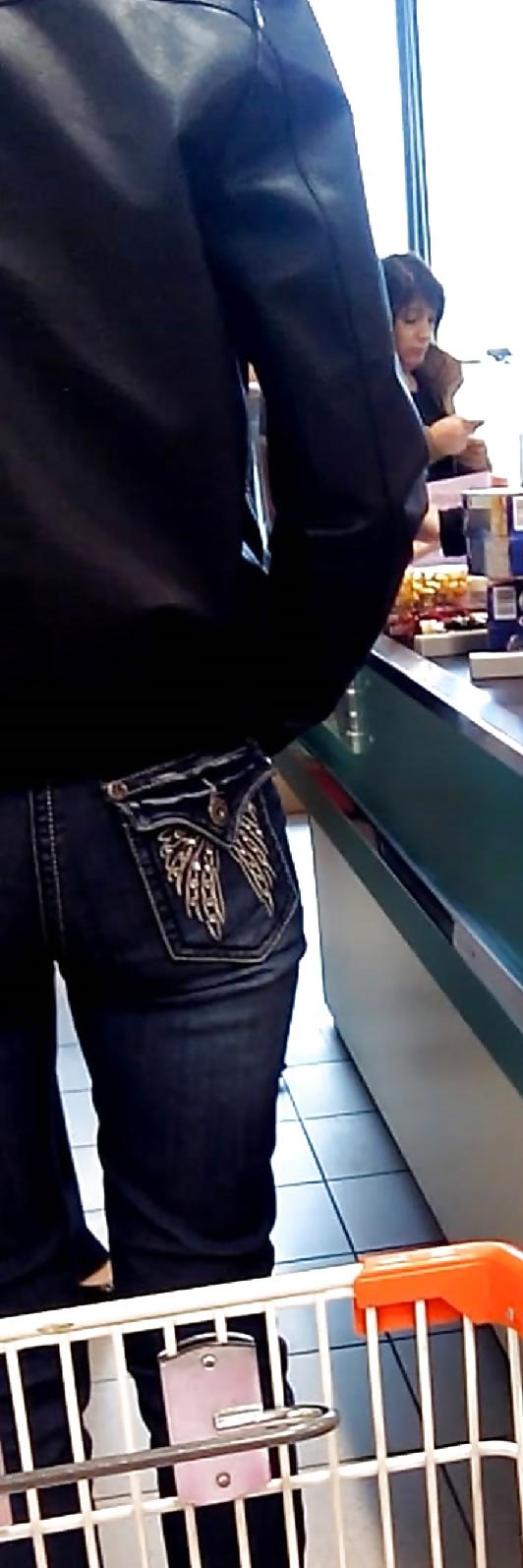 19P Deux beaux culs  two extra butts