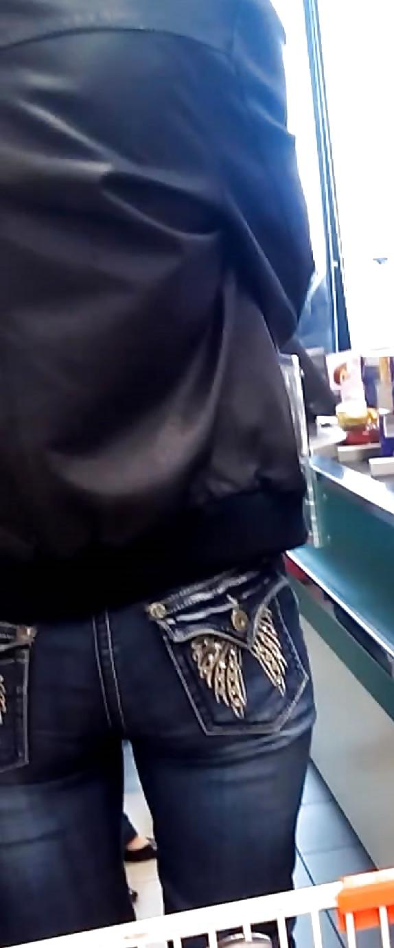 19P Deux beaux culs  two extra butts