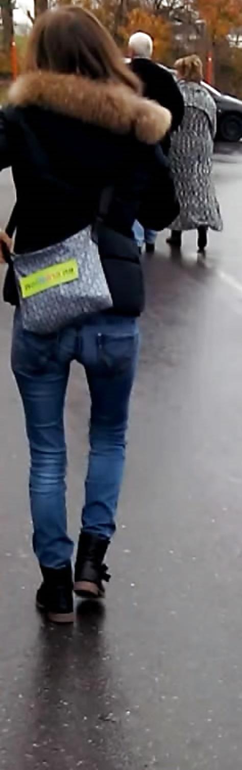 19P Deux beaux culs  two extra butts
