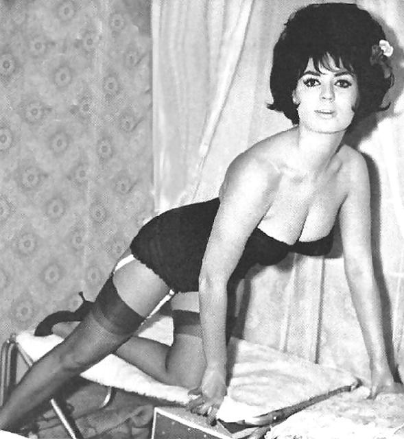 25P Black and white photographs of the wonderful mature women
