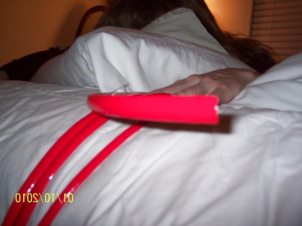 11P Sexy long red nails